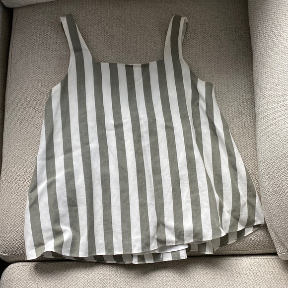 Club Monaco Tops - Size XS